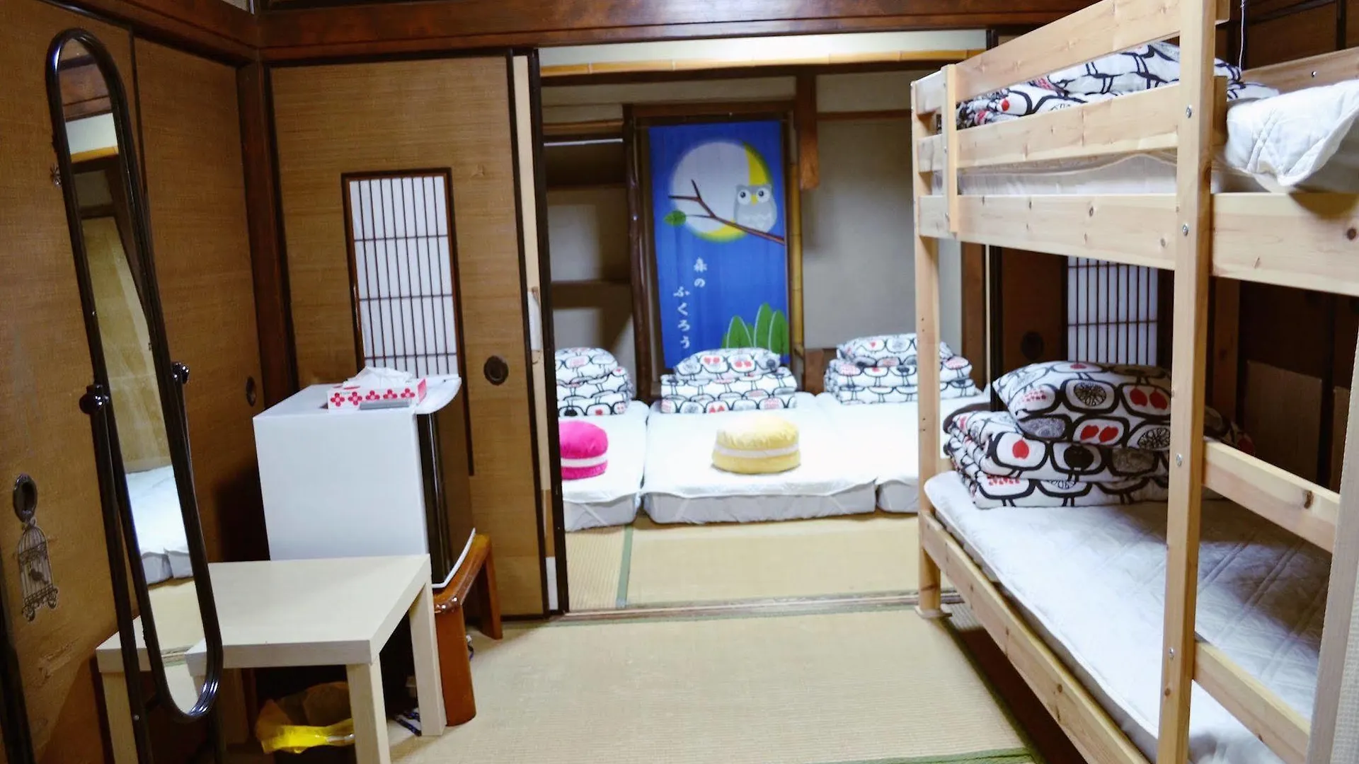 Guest House Social House Osaka Hotel